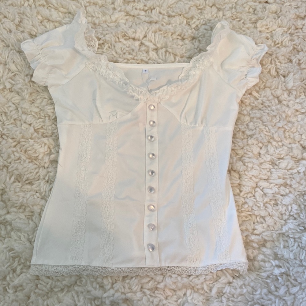 Y2K White Ruffled Button Top